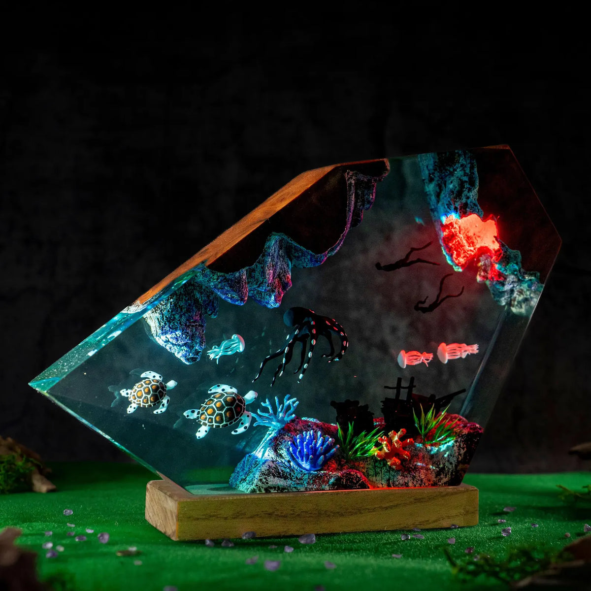 Underwater Octopus Resin Lamp, Sea Turtle Diver Night Light, Ocean Scene, Marine Life Decor