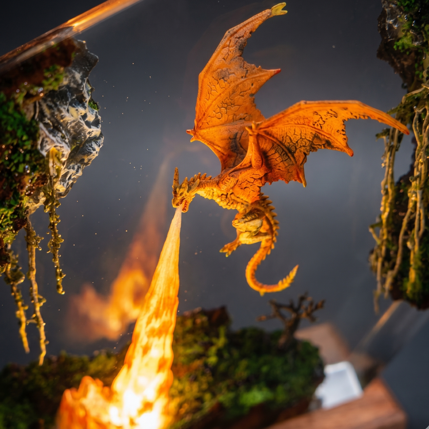 Fire Dragon Resin Lamp – Floating Kingdom Fantasy Decor & LED Night Light