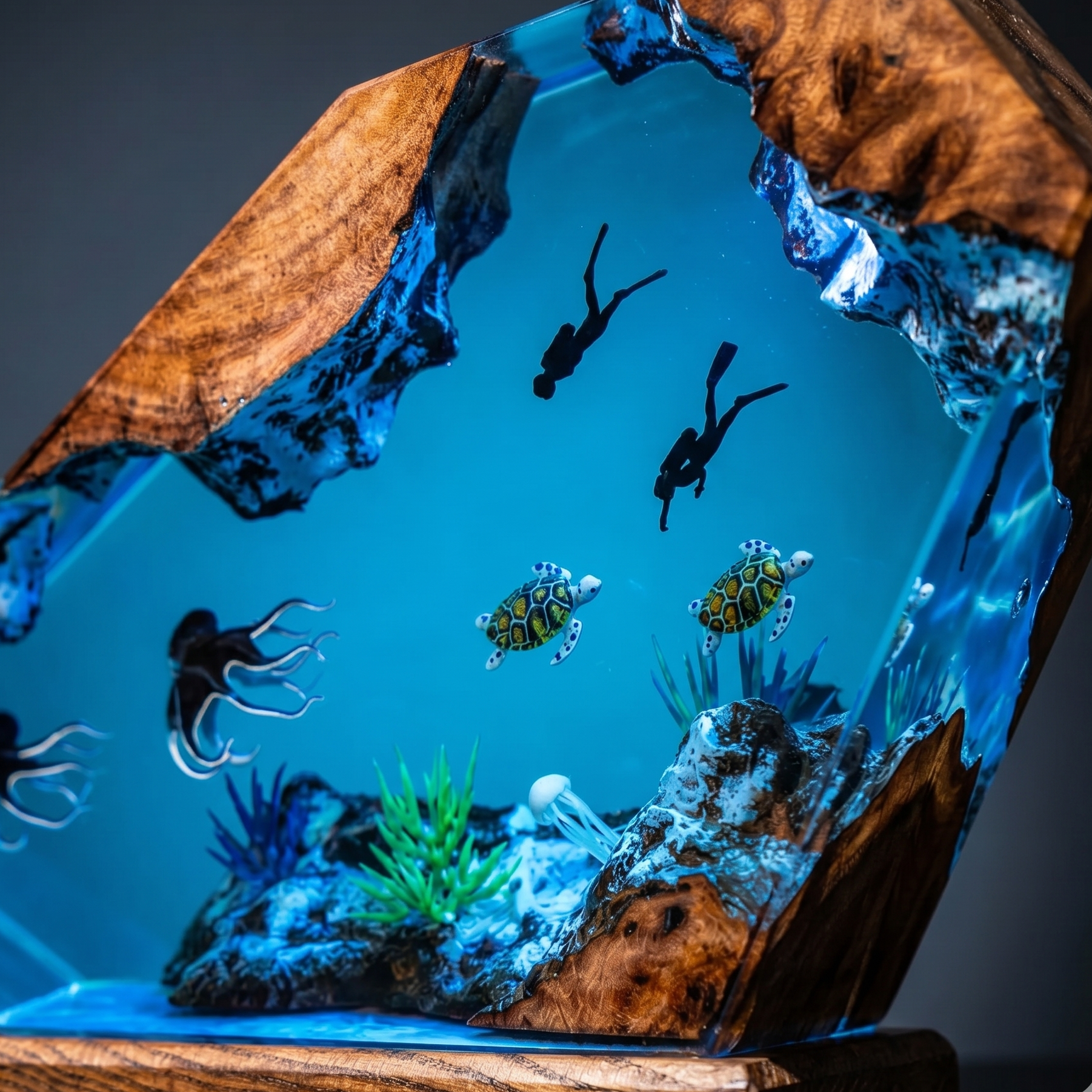 Ocean Diver Resin Lamp – Handmade Underwater Night Light & Coastal Decor