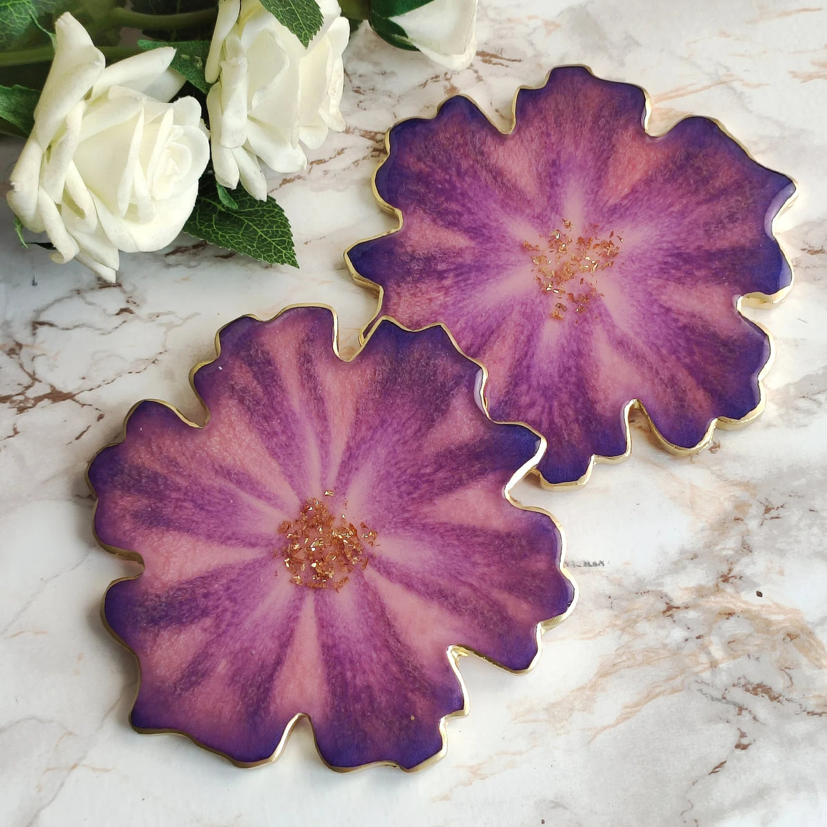 Handmade Flower Resin Coasters Set, White and Pink Epoxy Art, Floral Home Decor Accent