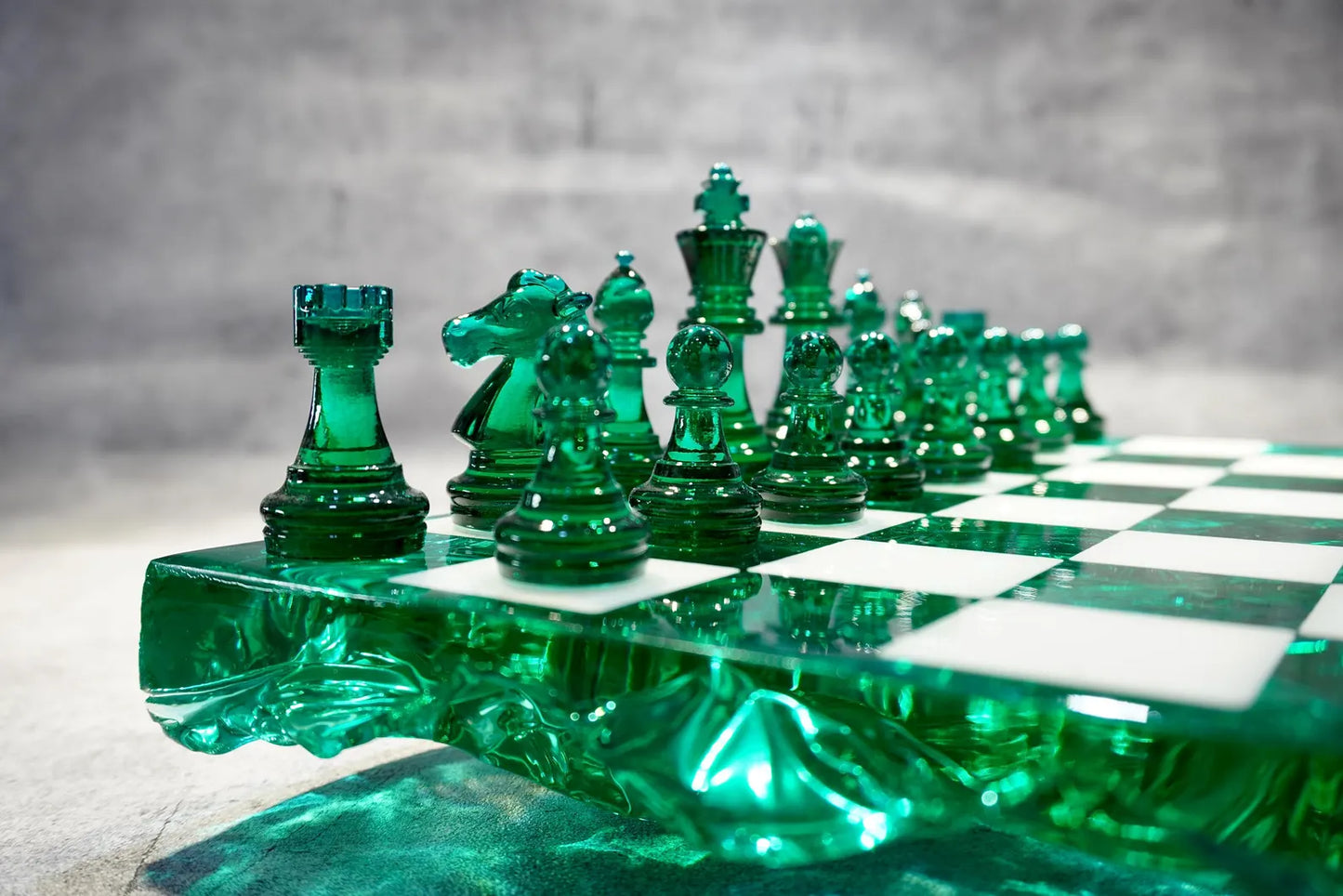 Handmade Dark Green Resin Chess Set – Personalized Luxury Board Game Gift