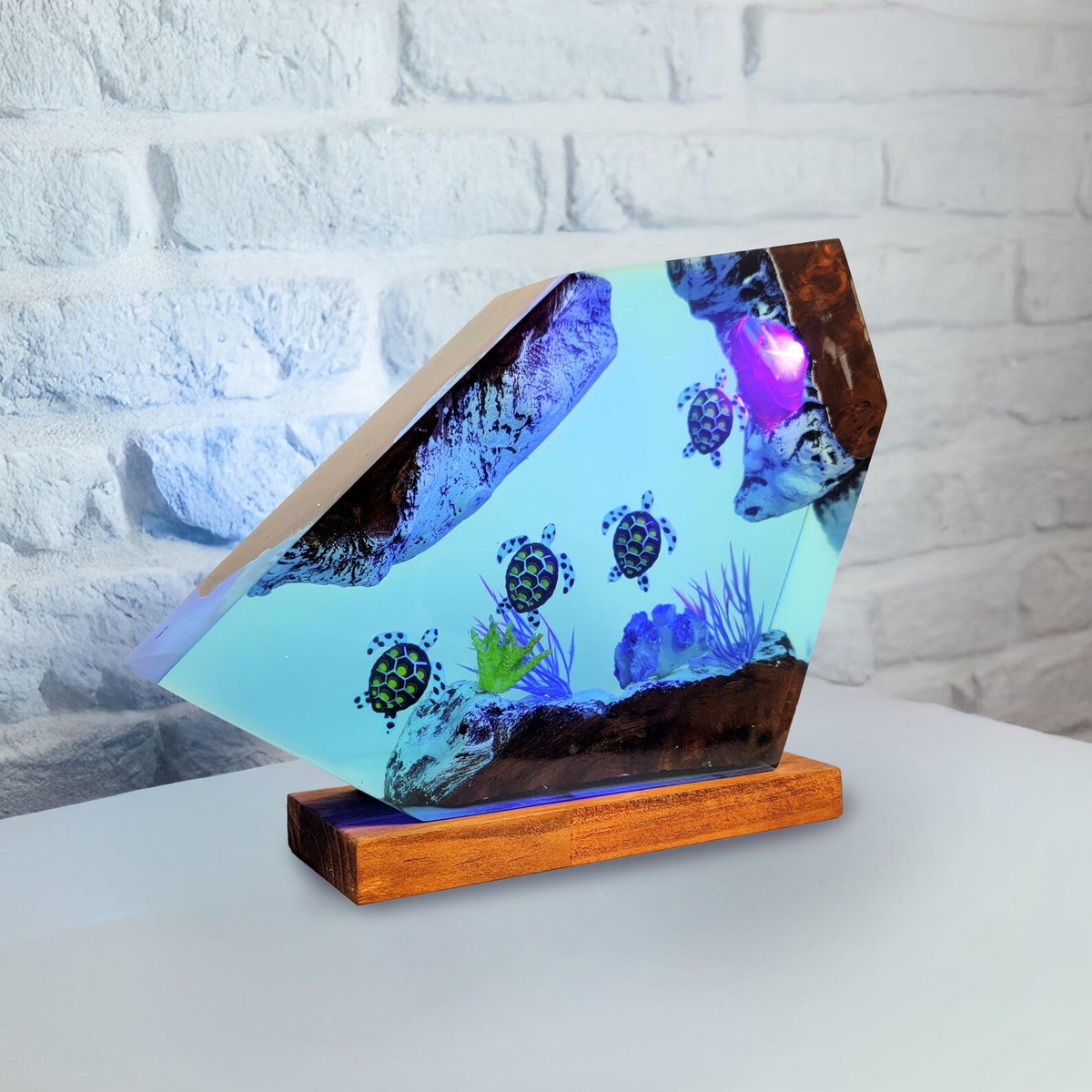 Handmade Sea Turtle Resin Lamp – Ocean Night Light