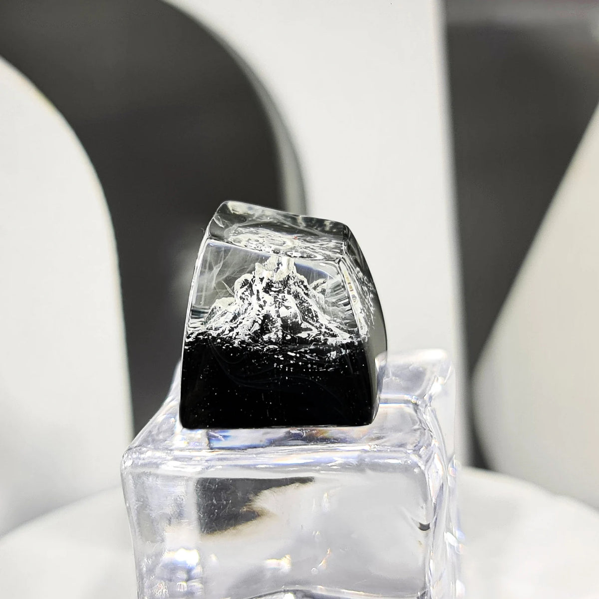 Fuji Mountain Artisan Keycap, SA Profile Resin Keycap for Custom Mechanical Keyboard, Handmade Design