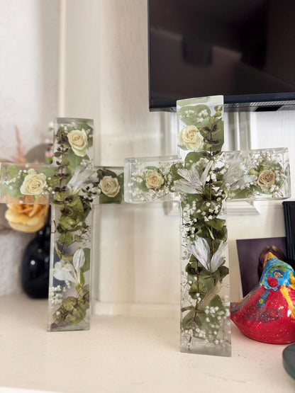 Large Dried Flower Resin Cross, Handmade Memorial Christian Wall Decor, Spiritual Keepsake Floral Home Accent