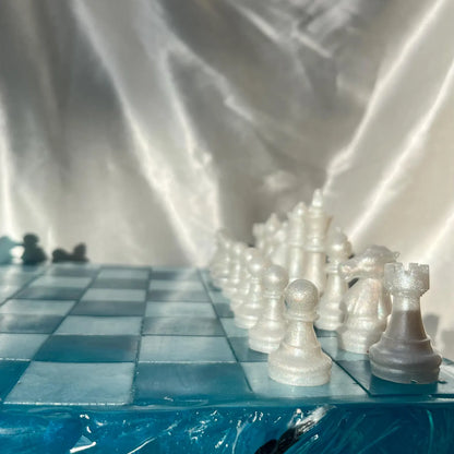 Handmade Luminous Resin Chess Set with Modern Crystal Pieces and Artistic Game Design