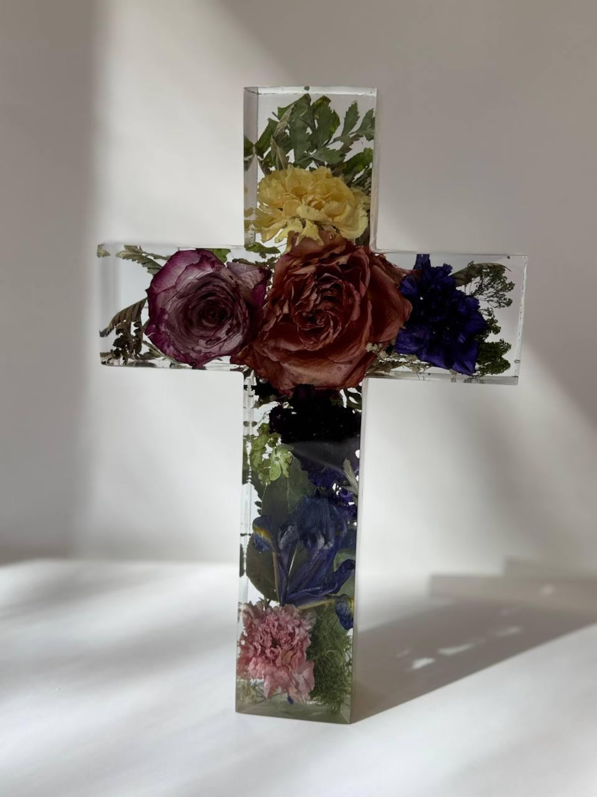 Large Dried Flower Resin Cross, Handmade Memorial Christian Wall Decor, Spiritual Keepsake Floral Home Accent