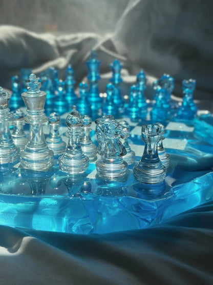 Custom Unique Resin Chess Set with Round Wavy Board and Elegant Glass Effect Pieces
