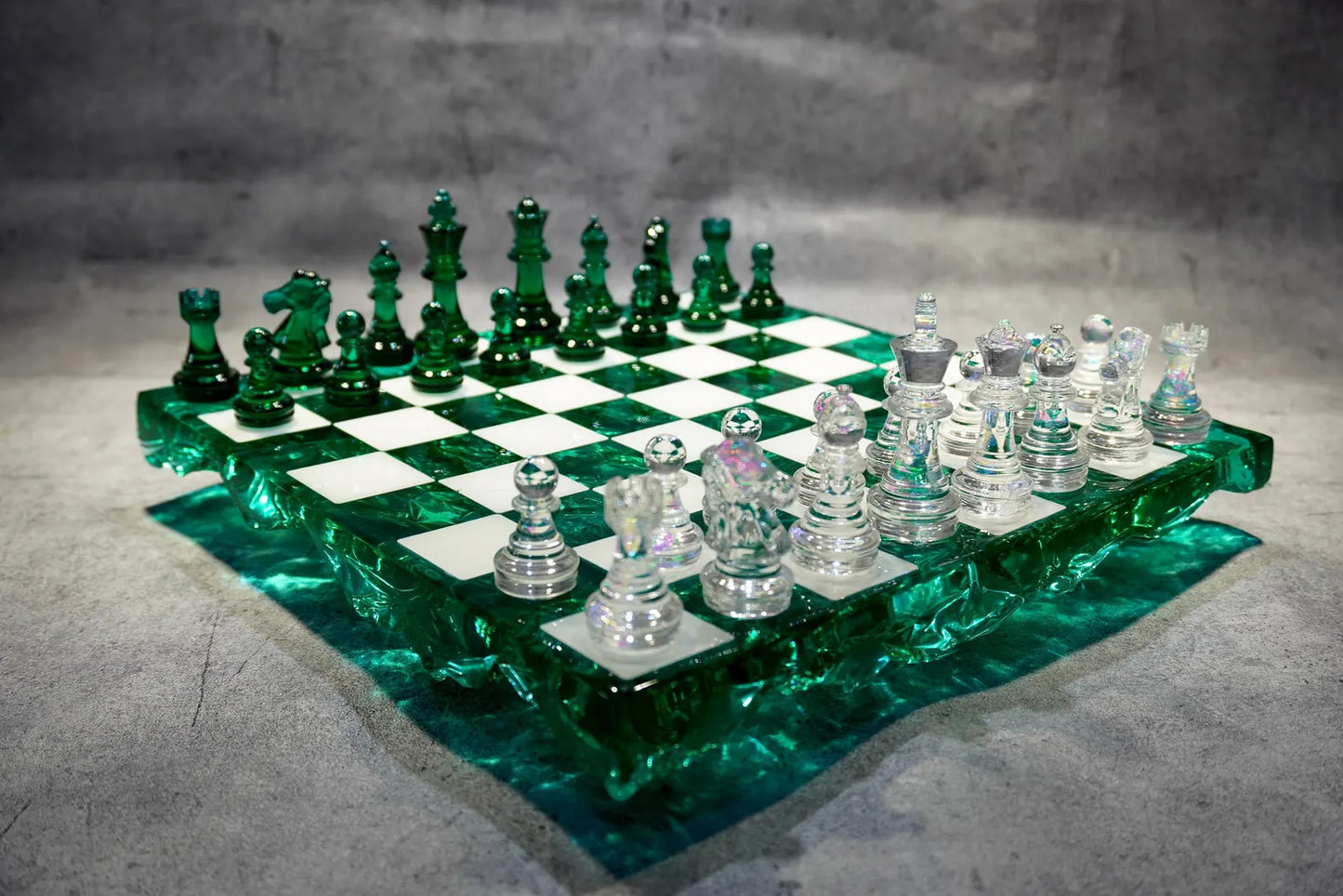 Handmade Dark Green Resin Chess Set – Personalized Luxury Board Game Gift