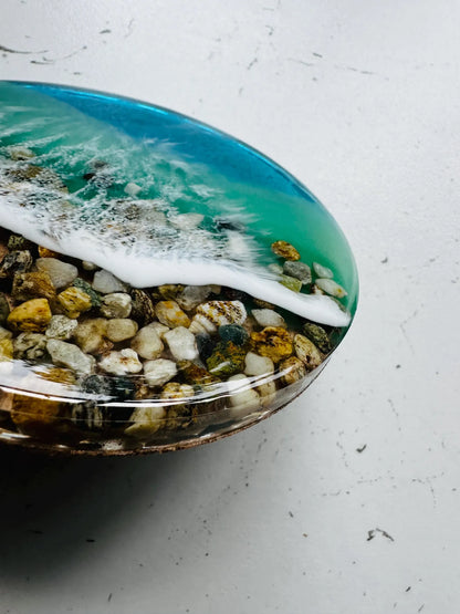 Ocean Wave Resin Coasters, Handmade Beach Pebble Drinkware Set, Coastal Table Decor, Unique Home Decor