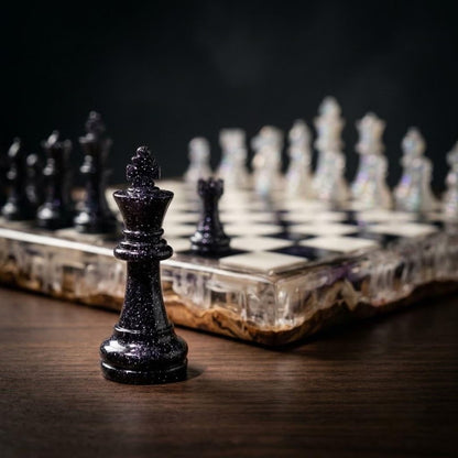 Handmade Luxury Resin Chess Set with Natural Wood Board and 32 Artistic Chess Pieces