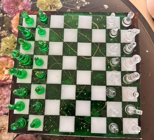 Handmade Epoxy Resin Chess Set – Luxury Wooden Chess Board with 32 Pieces