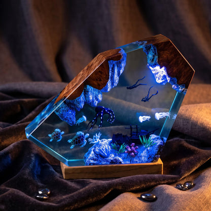 Underwater Octopus Resin Lamp, Sea Turtle Diver Night Light, Ocean Scene, Marine Life Decor