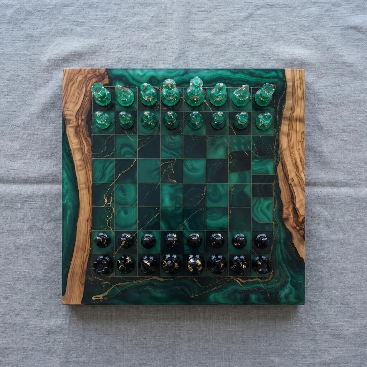 Luxury Emerald Green Resin Chess Set with Handmade Epoxy Wood Board and 32 Pieces
