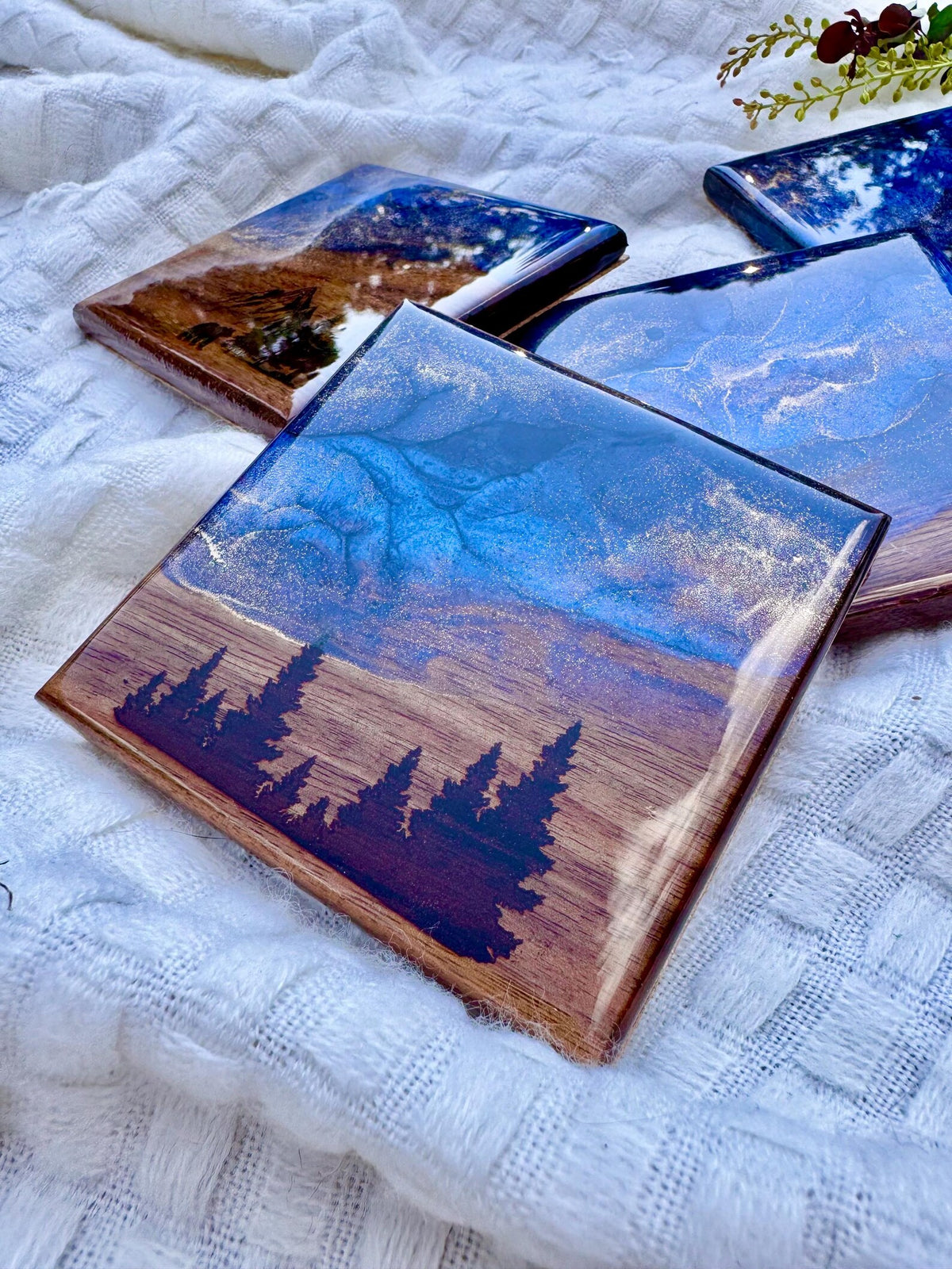 Mountain Resin Wood Coaster Set, Bear Pine Tree Design, Rustic Cabin Home Decor, Lake House